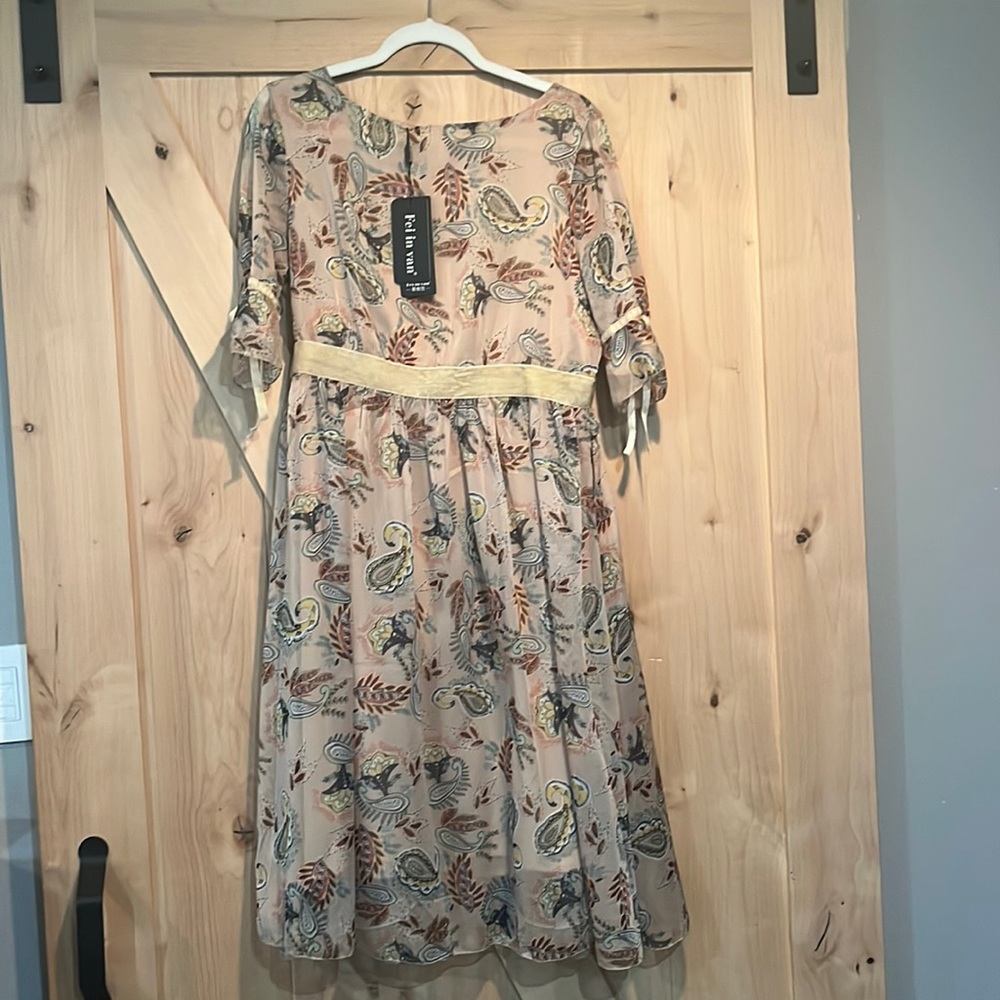 Brand new Fei in van half sleeve dress 2XL NWT